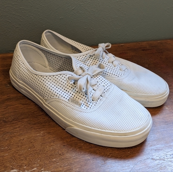 Vans Shoes - VANS AUTHENTIC DX SQUARE PERF WHITE SIZE 10